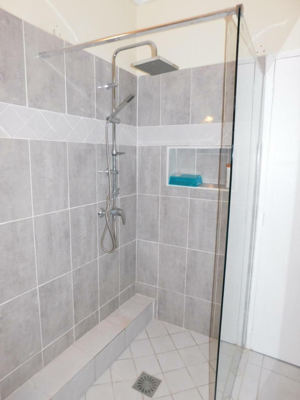 Charmant Petit T2 Dans Maison Vieux-Bourg Екстер'єр фото